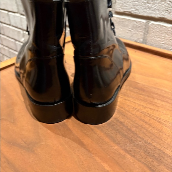 Sleek Black Lace-Up Women's Boots size 39 - Picture 5 of 9